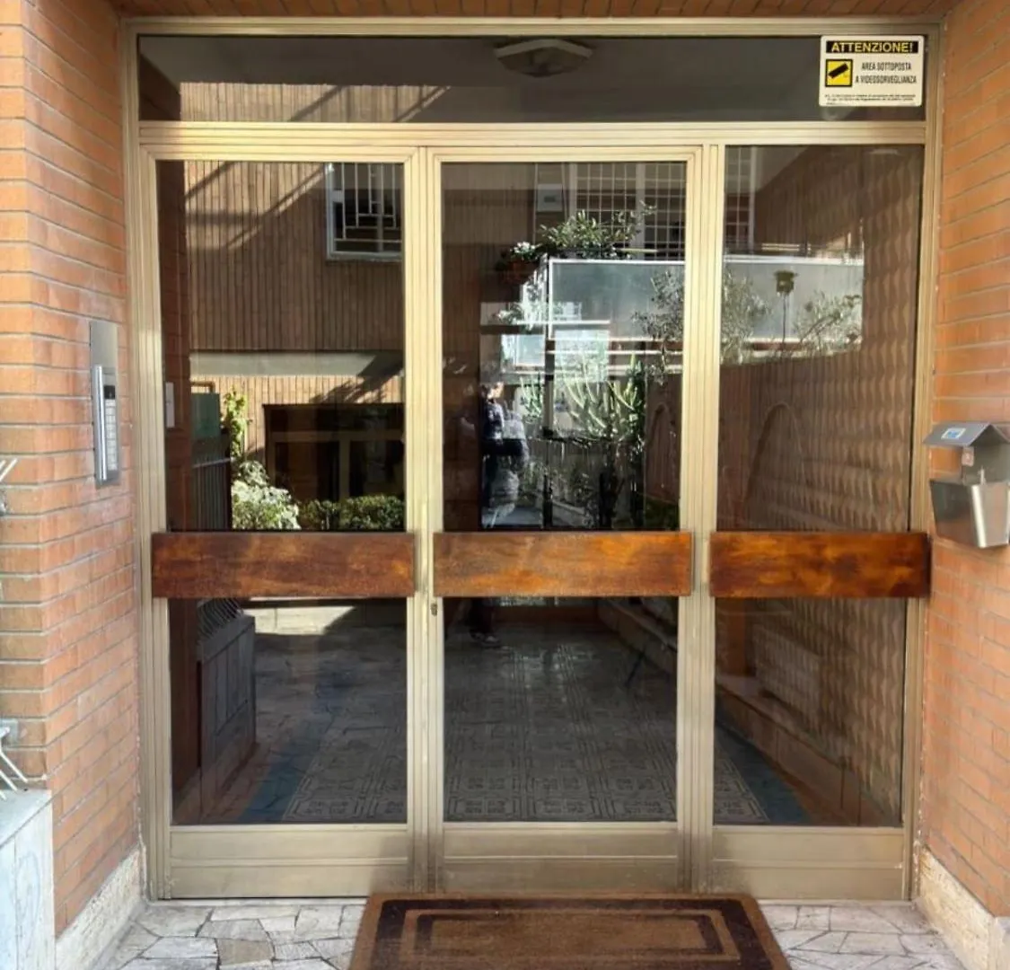 4M Apartment 罗马